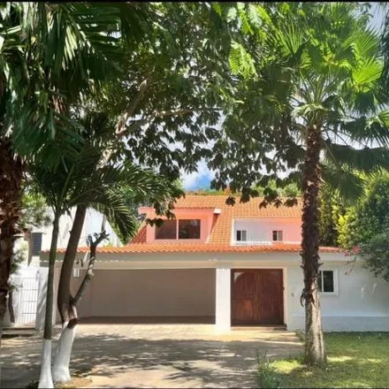 Rent this 4 bed house on Calle Marañón in La Ceiba, 97300
