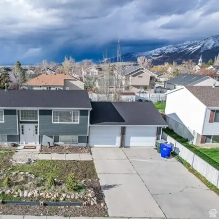 Image 6 - 479 Valley View Drive, Tooele, UT 84074, USA - House for sale