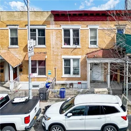Buy this studio house on 3538 Webster Avenue in New York, NY 10467
