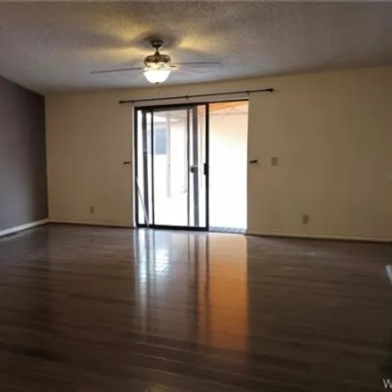 Image 5 - 3337 Ridge View Avenue, Bullhead City, AZ 86429, USA - Apartment for sale