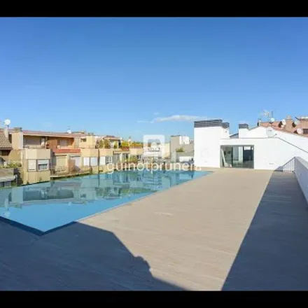 Rent this 3 bed apartment on Carrer de Joan Maragall in 27-29, 17002 Girona