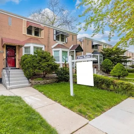 Buy this 2 bed house on 5618 South Kenneth Avenue in Chicago, IL 60629