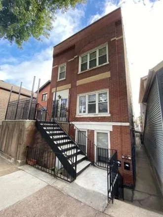 Buy this studio house on 2817 South Union Avenue in Chicago, IL 60616