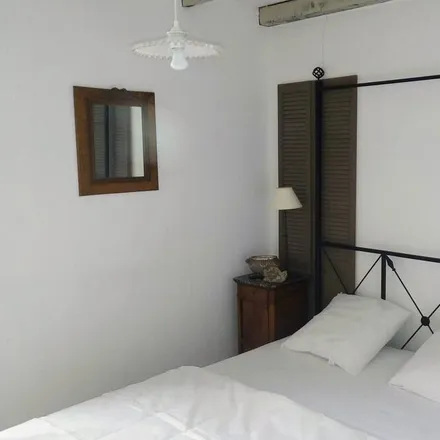 Rent this 2 bed house on 04500 Montagnac-Montpezat