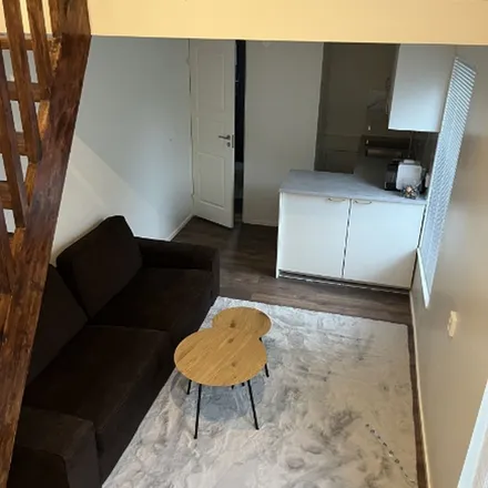 Rent this 1 bed apartment on Tallåsvägen in 187 43 Täby, Sweden
