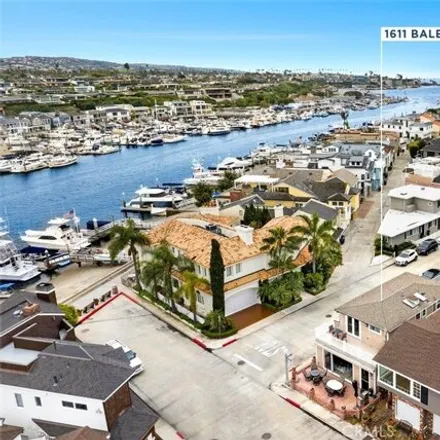 Image 2 - 1611 Balboa Avenue, Newport Beach, CA 92662, USA - House for sale