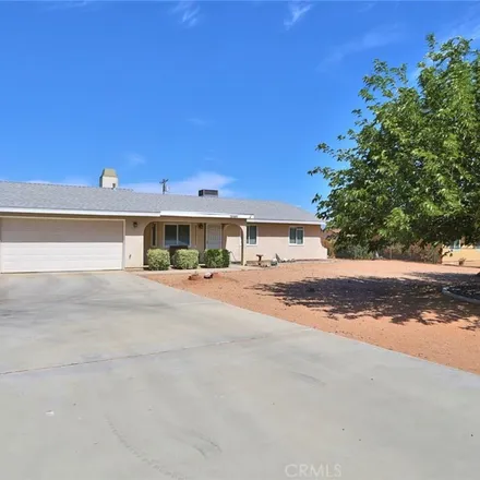 Image 3 - 15455 Wichita Road, Apple Valley, CA 92307, USA - House for sale