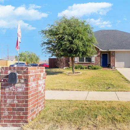Buy this 4 bed house on 144 Pinto Drive in Waxahachie, TX 75165
