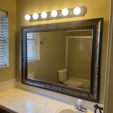 Image 7 - 374 Martingale, Laredo, TX 78041, USA - Condo for rent