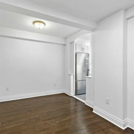 Image 6 - 160 East 89th Street, New York, NY 10128, USA - Condo for rent