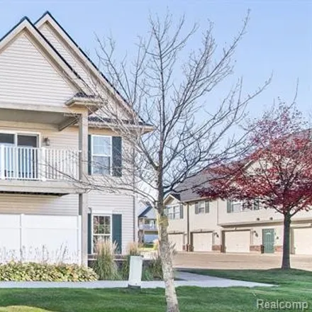 Image 1 - 4168 Hampton Ridge Boulevard, Genoa Township, MI 48843, USA - Condo for sale