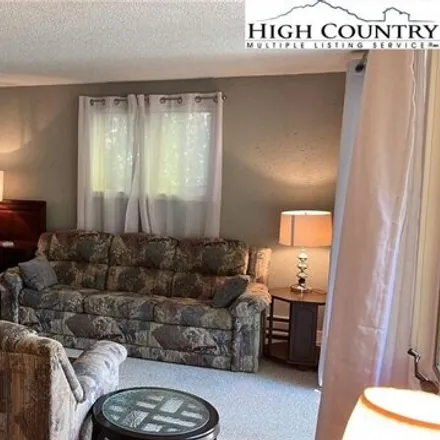 Buy this 1 bed condo on 431 Sugar Mountain Drive in Sugar Mountain, Avery County