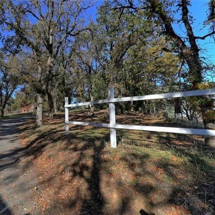 Image 7 - 2119 Parallel Drive, Lakeport, CA 95453, USA - House for sale