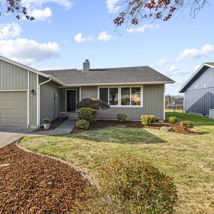 Buy this 3 bed house on 5317 Oriole Drive in Longview, WA 98632