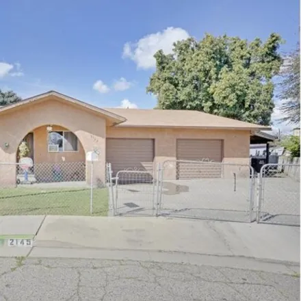 Buy this 2 bed house on 2199 North Mora Court in Visalia, CA 93291