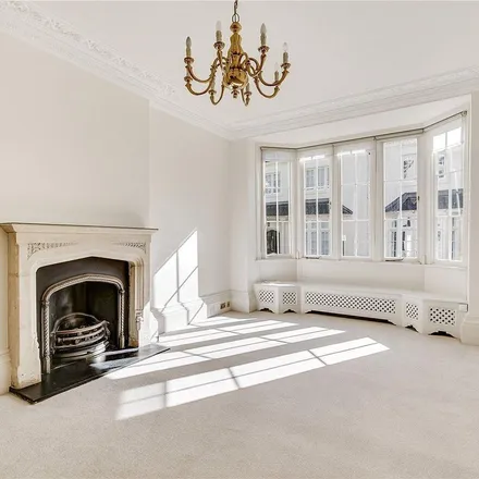 Rent this 4 bed apartment on 19 Park Village West in London, NW1 4AE