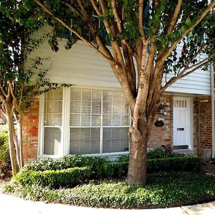 Rent this 2 bed house on unnamed road in Houston, TX 77057