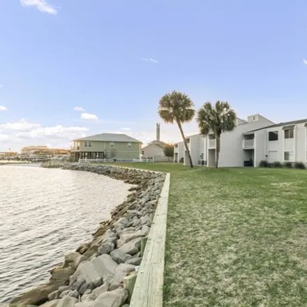 Rent this 2 bed condo on 170 Port Drive in Lake Lorraine, Okaloosa County