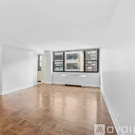 Image 2 - W 58th St, Unit 17D - Apartment for rent