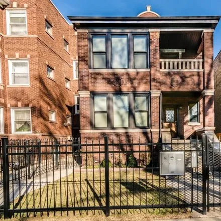 Rent this 2 bed house on 4713 North Drake Avenue in Chicago, IL 60625