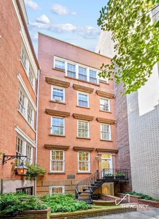 Image 6 - 48 Commerce Street, New York, NY 10014, USA - House for sale