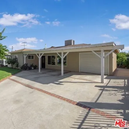 Image 2 - 10151 Sharp Ave, California, 91331 - House for sale