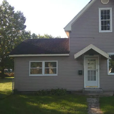 Rent this 3 bed house on 220 E Stephenson St