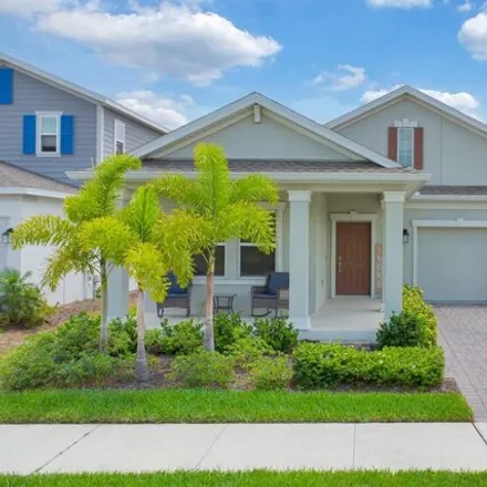 Buy this 3 bed house on 1739 Good Neighbor Loop in Kissimmee, Florida