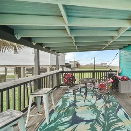 Image 2 - 562 Texas Street, Surfside Beach, Brazoria County, TX 77541, USA - House for sale