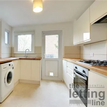 Rent this 4 bed house on Evesham Road in Bowes Park, London