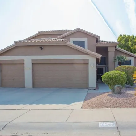 Rent this 4 bed house on 15236 South 15th Avenue in Phoenix, AZ 85045
