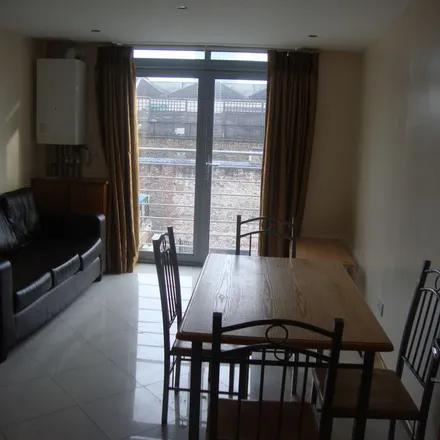 Image 3 - Willshaw Street, London, SE14 6TJ, United Kingdom - Apartment for rent