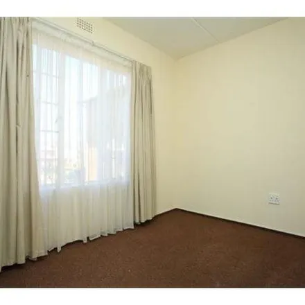 Rent this 3 bed townhouse on unnamed road in Radiokop, Roodepoort