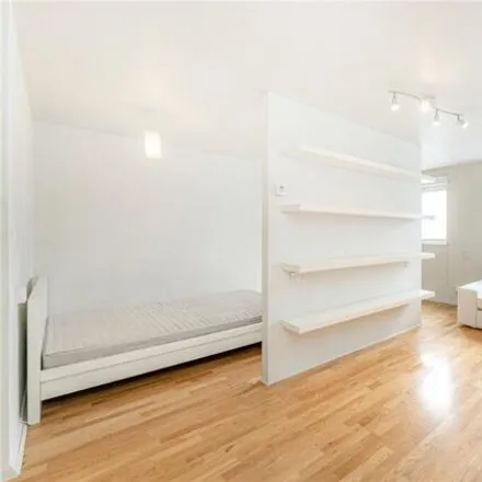 Image 3 - 1-49 St Ervans Road, London, W10 5QA, United Kingdom - Loft for sale