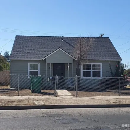 Buy this 4 bed house on West Belleview Avenue in Porterville, CA 93257