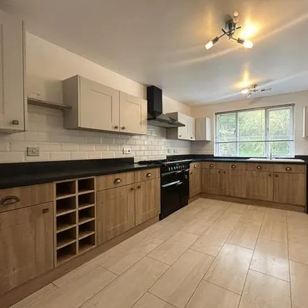 Image 3 - Whitchurch Road, Tavistock, PL19 9DF, United Kingdom - House for rent