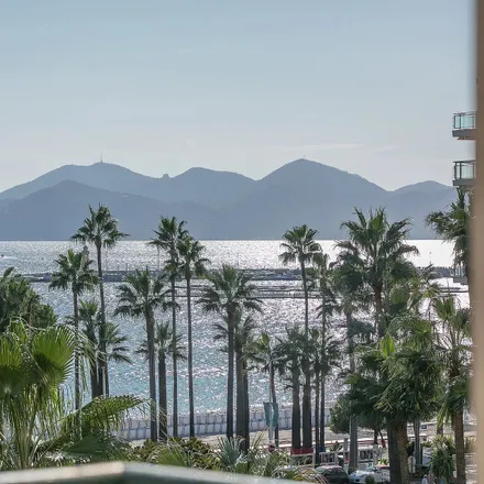 Image 3 - 72 Boulevard de la Croisette, 06400 Cannes, France - Apartment for sale