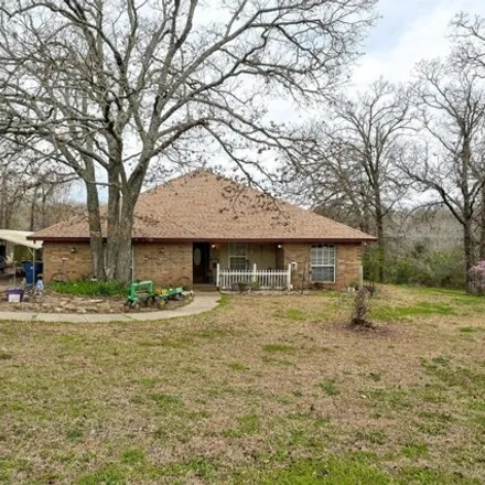 Buy this 4 bed house on 3301 Santa Fe Drive in Choctaw, OK 73020
