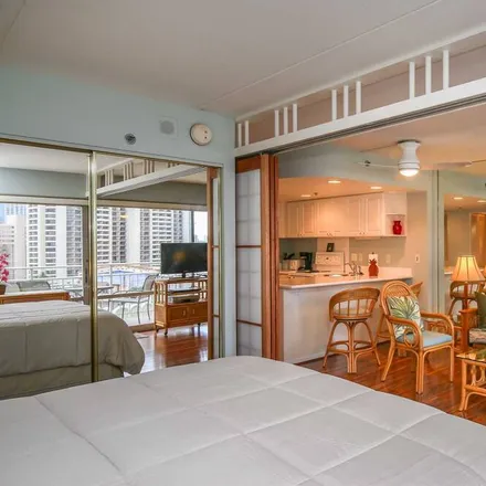 Rent this 1 bed condo on Honolulu