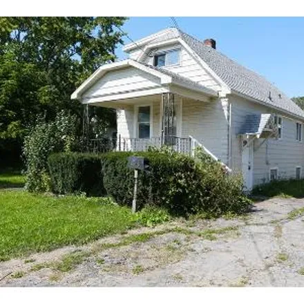 Buy this 3 bed house on 3802 Rhode Island Avenue in City of Niagara Falls, NY 14305