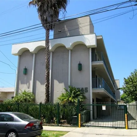Buy this 12 bed house on 5371 La Mirada Avenue in Los Angeles, CA 90029