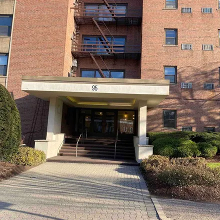 Rent this 1 bed apartment on 95 Orient Way in Rutherford, NJ 07070