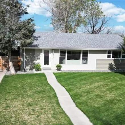 Image 1 - 2551 South Bellaire Street, Denver, CO 80222, USA - House for sale
