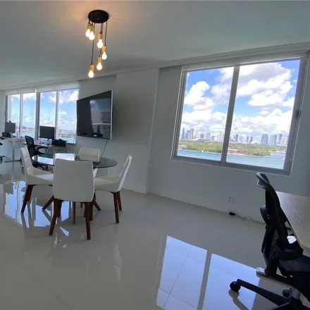 Image 4 - Mirador Apartments South Tower, 1000 West Avenue, Miami Beach, FL 33139, USA - Condo for rent