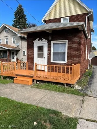 Buy this 2 bed house on 552 7th Street in Struthers, OH 44471