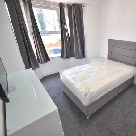 Rent this 1 bed room on 29 St Bartholomew's Road in Reading, RG1 3QA