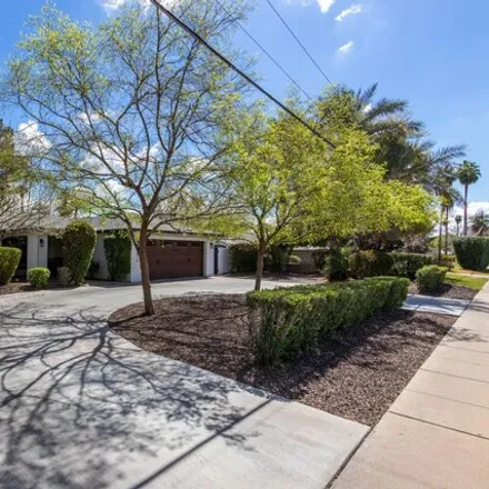 Image 2 - 3615 North 40th Street, Phoenix, AZ 85018, USA - House for sale
