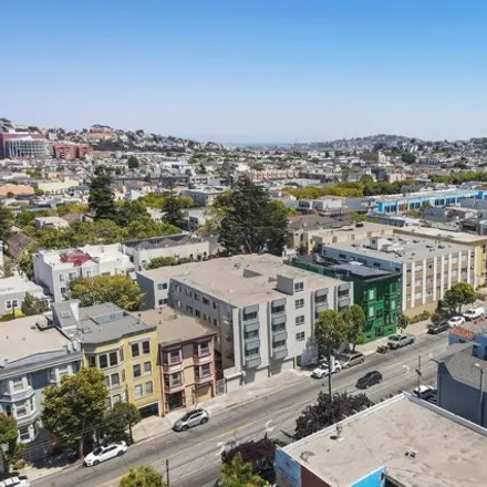 Image 5 - 1073;1075;1077 South Van Ness Avenue, San Francisco, CA 90103, USA - House for sale