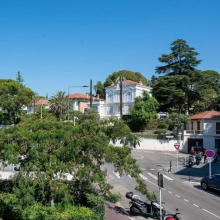 Image 8 - 4 Avenue Selvosa, 06400 Cannes, France - Apartment for rent