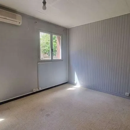 Rent this 1 bed apartment on Avenue du Deuxième Spahis in 83110 Sanary-sur-Mer, France